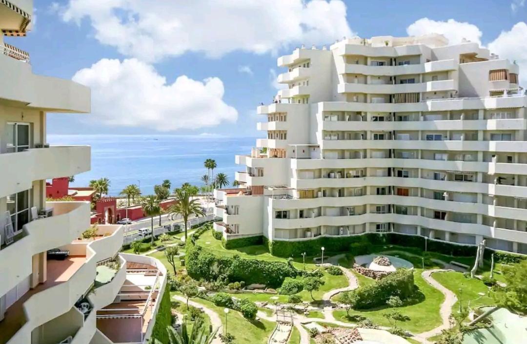 Benalbeach Ocean Front 1bdr New! Apartment *